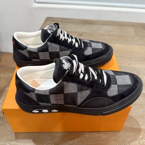 LOUIS VUITTON LV Ollie Sneaker - Picture 1 of 6